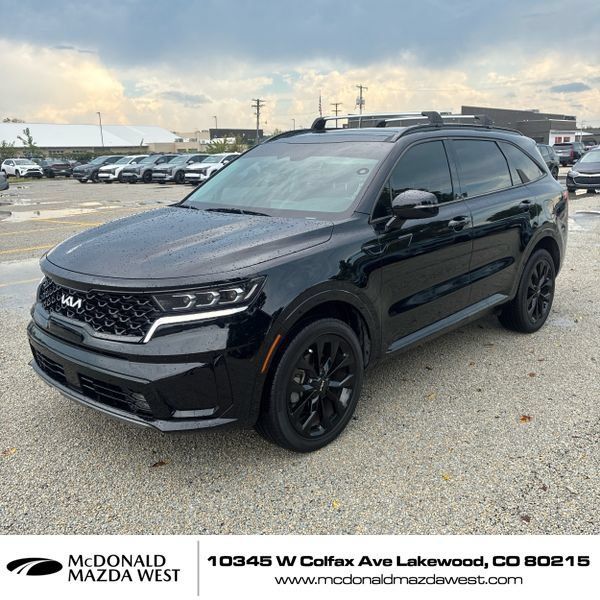 Used 2022 Kia Sorento SX AWD/4WD image 1