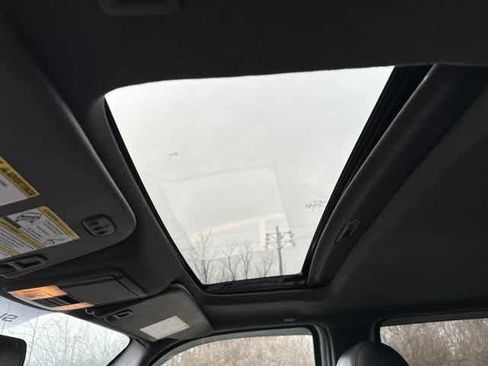 Used 2016 Ford F350 Platinum w/ FX4 Off-Road Package image 7