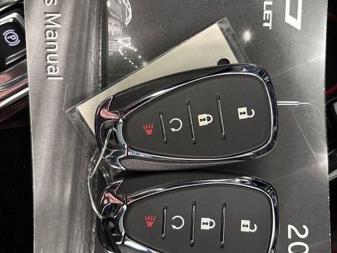 Certified 2024 Chevrolet Trax RS w/ Driver Confidence Package image 23