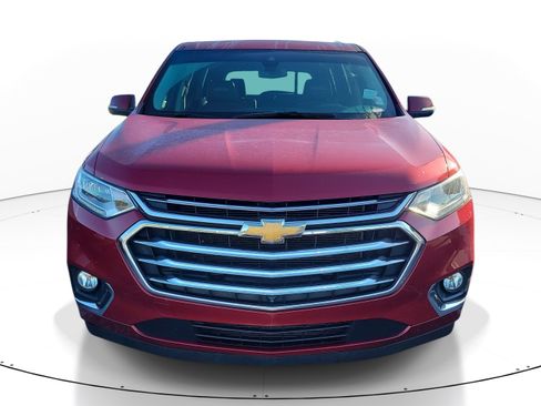 Used 2021 Chevrolet Traverse High Country FWD image 2