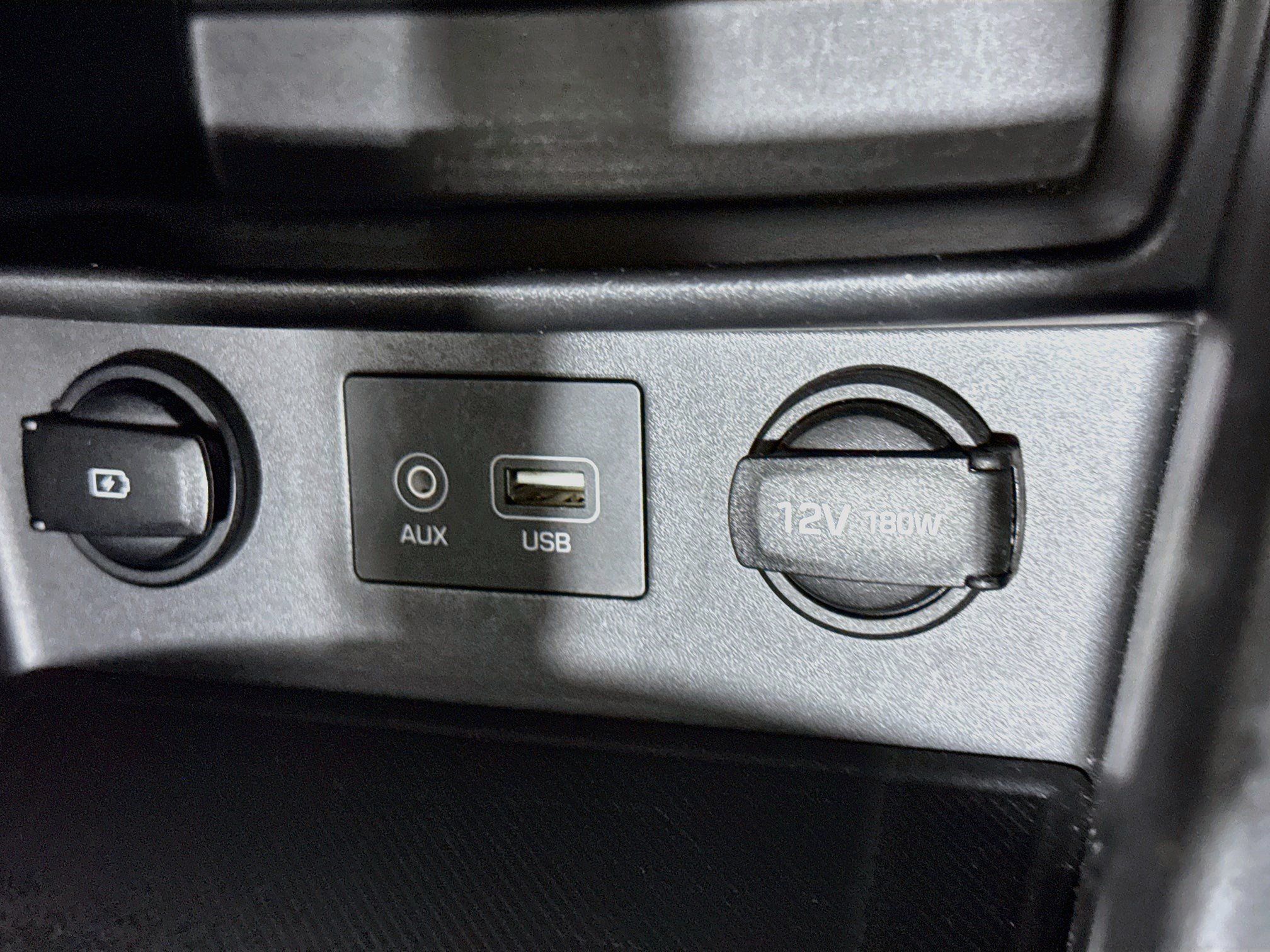 Used 2019 Hyundai Kona SE FWD image 40