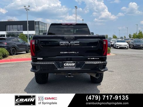 Used 2024 GMC Sierra 2500 Denali Ultimate AWD/4WD image 6