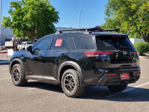 Certified 2025 Nissan Pathfinder Rock Creek AWD/4WD image 3