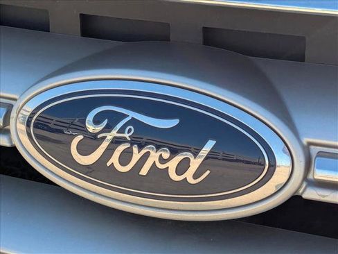 Used 2019 Ford Escape SE image 26