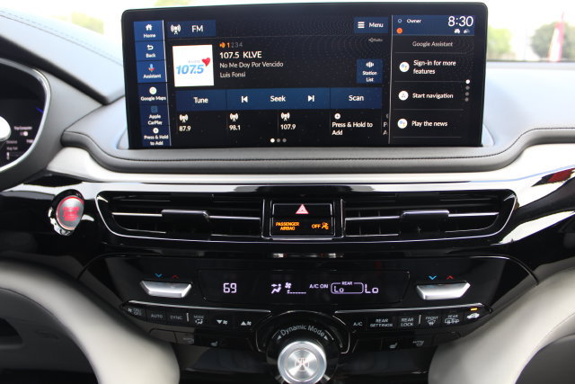 Used 2025 Acura MDX w/ Technology Package FWD image 37