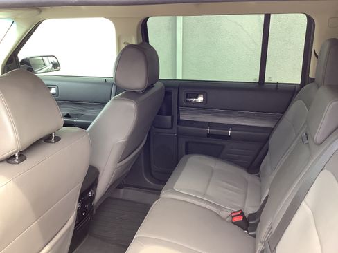 Used 2019 Ford Flex SEL w/ Equipment Group 202A FWD image 10