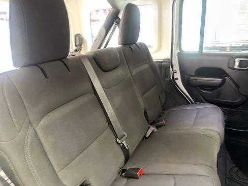 Used 2023 Jeep Wrangler Unlimited Sport AWD/4WD image 41