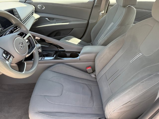 Used 2023 Hyundai Elantra Blue FWD image 10