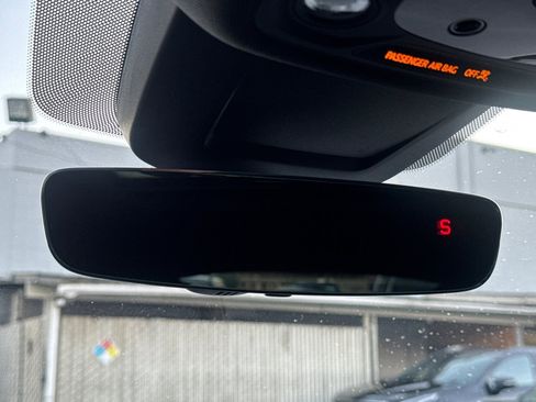 Used 2019 Audi Q8 Prestige w/ Towing Package image 23