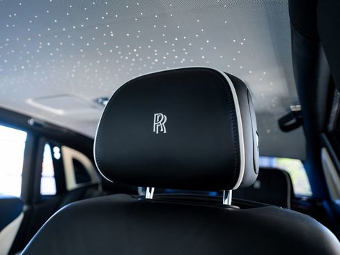 Used 2019 Rolls-Royce Phantom Sedan RWD image 28