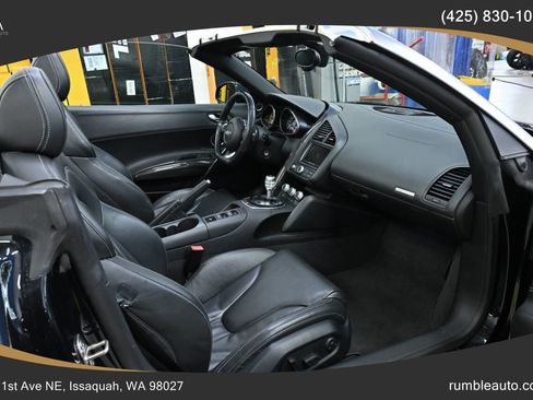 Used 2011 Audi R8 V10 image 14