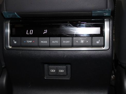 Used 2024 Lexus GX 550 550 Luxury image 37