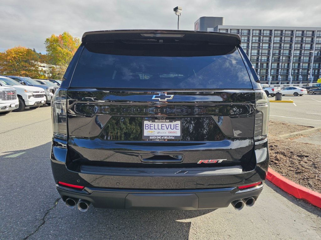 New 2026 Chevrolet Suburban RST w/ Comfort Package AWD/4WD image 6