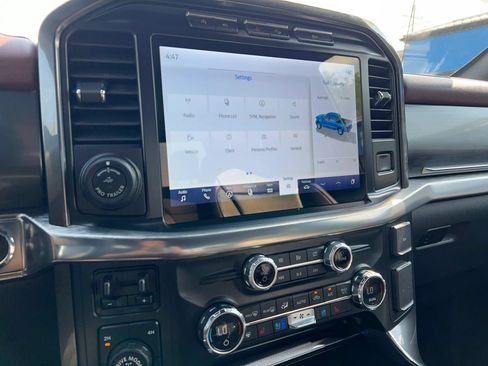 Used 2021 Ford F150 Lariat w/ Equipment Group 502A High AWD/4WD image 15
