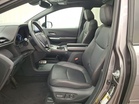 Certified 2021 Toyota Sienna XSE w/ XSE Plus Package AWD/4WD image 15