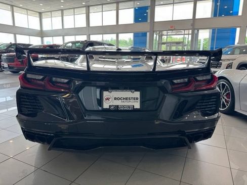 Used 2023 Chevrolet Corvette Stingray Premium Cpe w/ Z51 Performance Package RWD image 27