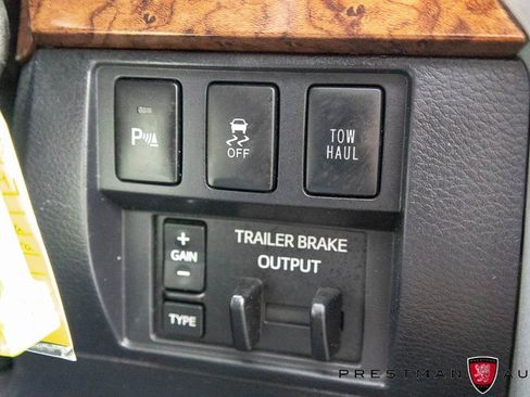 Used 2017 Toyota Tundra 1794 Edition image 39