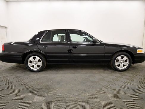 Used 2007 Ford Crown Victoria LX image 8