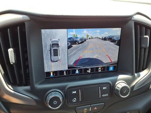 Used 2024 GMC Terrain AT4 w/ Infotainment Package II AWD/4WD image 32
