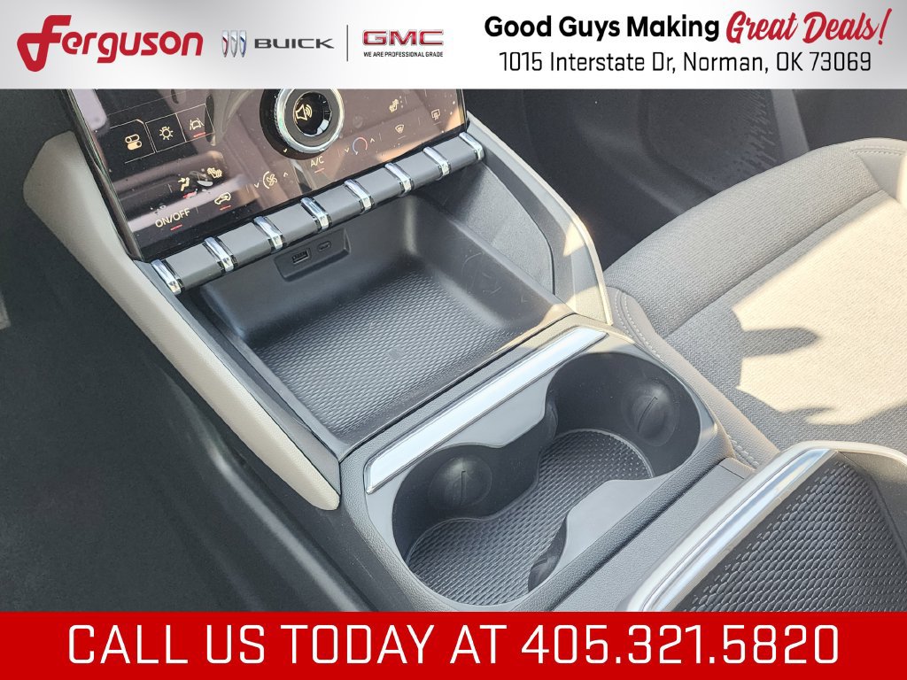 New 2027 GMC Terrain Elevation w/ Black Edition FWD image 30
