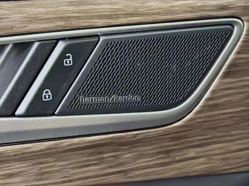 Used 2025 Volkswagen Atlas SEL Premium R-Line AWD/4WD image 21