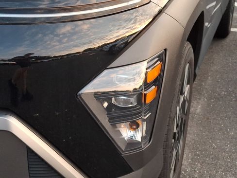 Used 2024 Hyundai Kona SEL AWD/4WD image 9