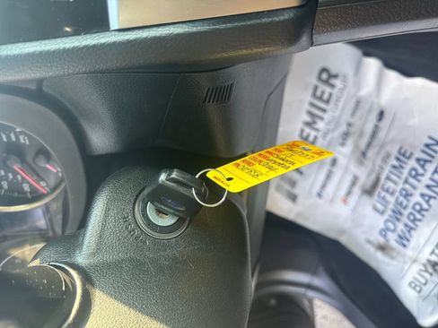 Used 2015 Subaru Impreza 2.0i Premium AWD/4WD image 29