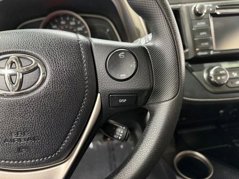 Used 2015 Toyota RAV4 XLE image 16