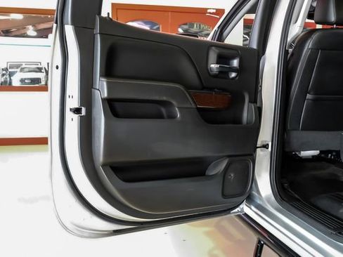 Used 2017 GMC Sierra 1500 SLT image 36