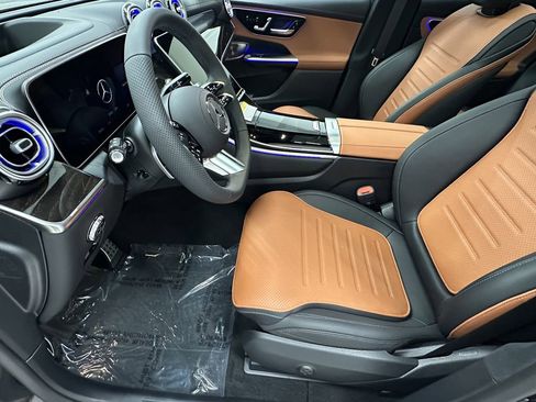 New 2026 Mercedes-Benz GLC 300 image 9