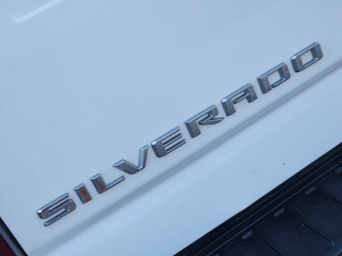 Used 2023 Chevrolet Silverado 2500 W/T w/ WT Convenience Package AWD/4WD image 12