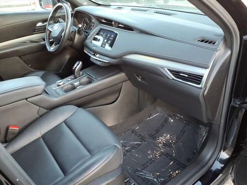 Certified 2023 Cadillac XT4 Premium Luxury w/ Cold Weather Package image 24