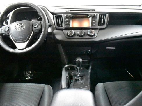 Used 2017 Toyota RAV4 LE image 20