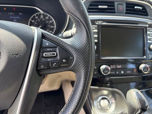 Used 2019 Nissan Maxima 3.5 SV w/ Floor Mat Group FWD image 19