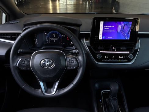 Used 2026 Toyota Corolla SE FWD image 14