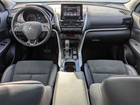 Used 2024 Mitsubishi Eclipse Cross SE image 17
