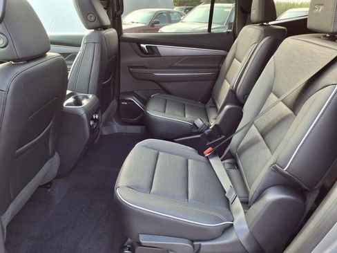 New 2026 Buick Enclave Sport Touring w/ Power Package image 7