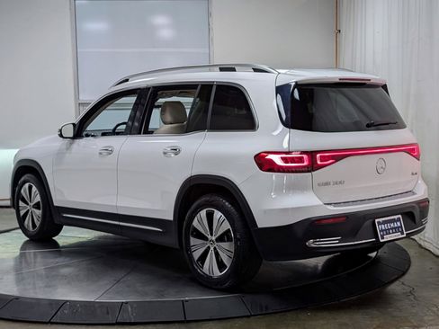 Used 2023 Mercedes-Benz EQB 300 4MATIC w/ Exclusive Package image 7