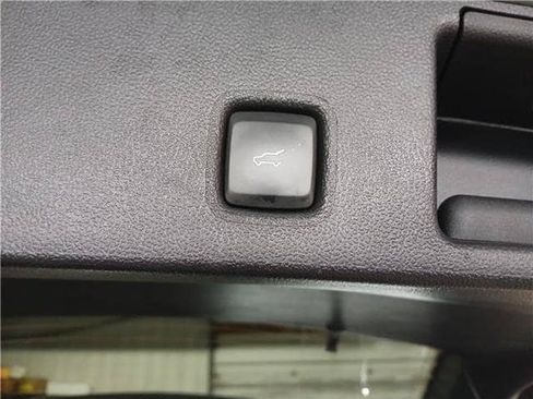 Certified 2024 Ford Escape Active FWD image 17