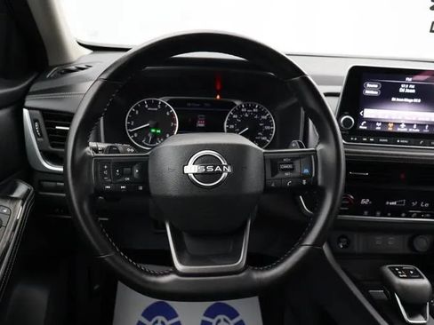Used 2025 Nissan Rogue SV FWD image 20