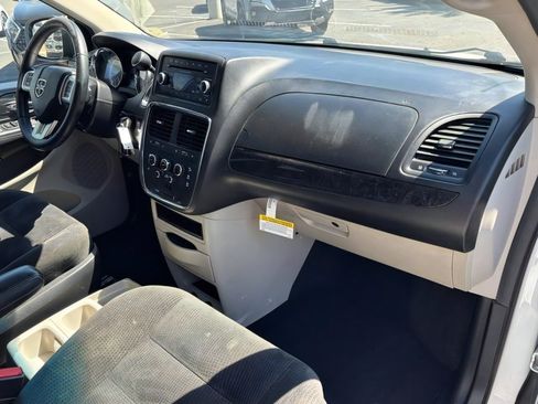 Used 2015 Dodge Grand Caravan SE w/ Quick Order Package 29E SE FWD image 29