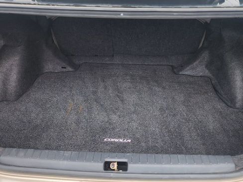 Used 2004 Toyota Corolla CE image 16