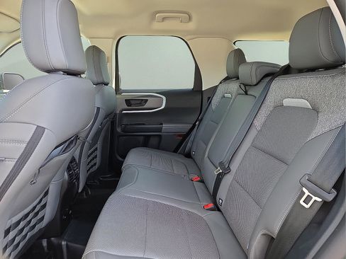 Used 2025 Ford Bronco Sport Badlands AWD/4WD image 10