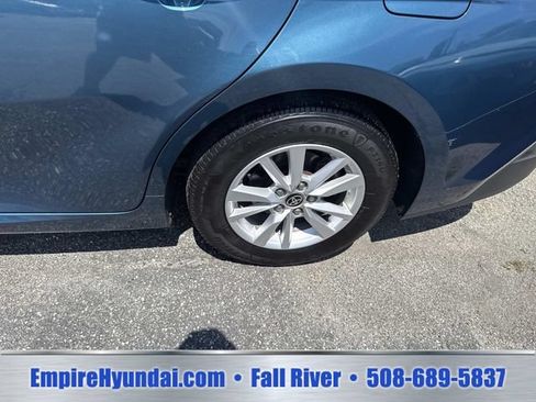 Used 2025 Toyota Camry LE FWD image 13