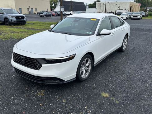 Used 2026 Honda Accord LX image 4