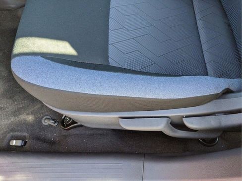 New 2025 Nissan Versa SV w/ Trunk Package FWD image 29