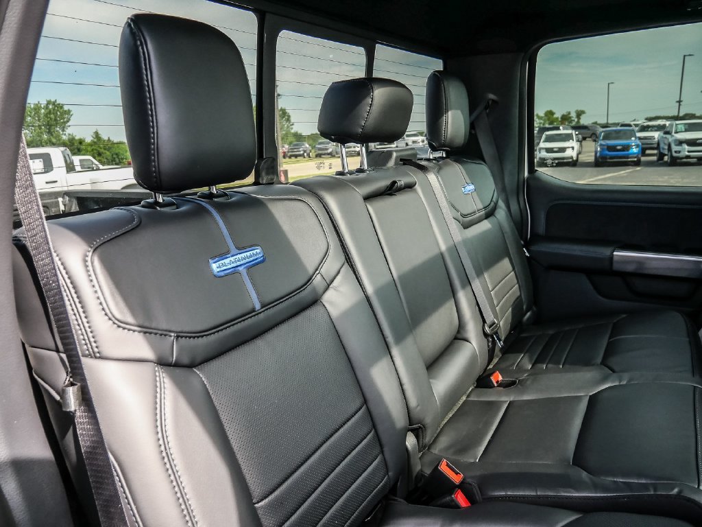 Used 2026 Ford F450 Platinum AWD/4WD image 30