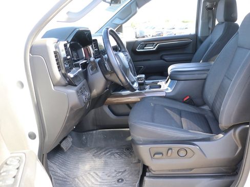 Used 2023 Chevrolet Silverado 1500 LT Trail Boss w/ Protection Package AWD/4WD image 11