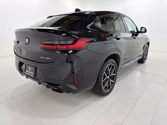 Certified 2024 BMW X4 xDrive30i w/ Premium Package AWD/4WD image 5