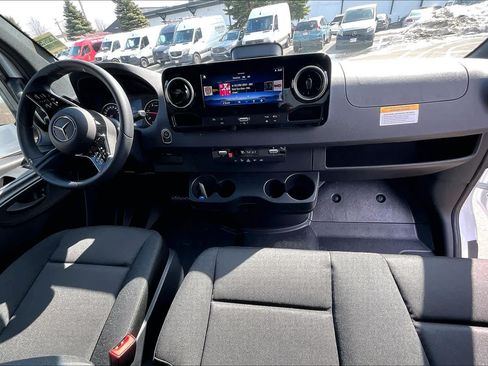 New 2026 Mercedes-Benz Sprinter 2500 image 7